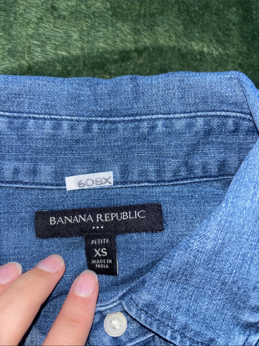 Banana Republic Blue Denim Button-Up Shirt - Picture 2 of 3